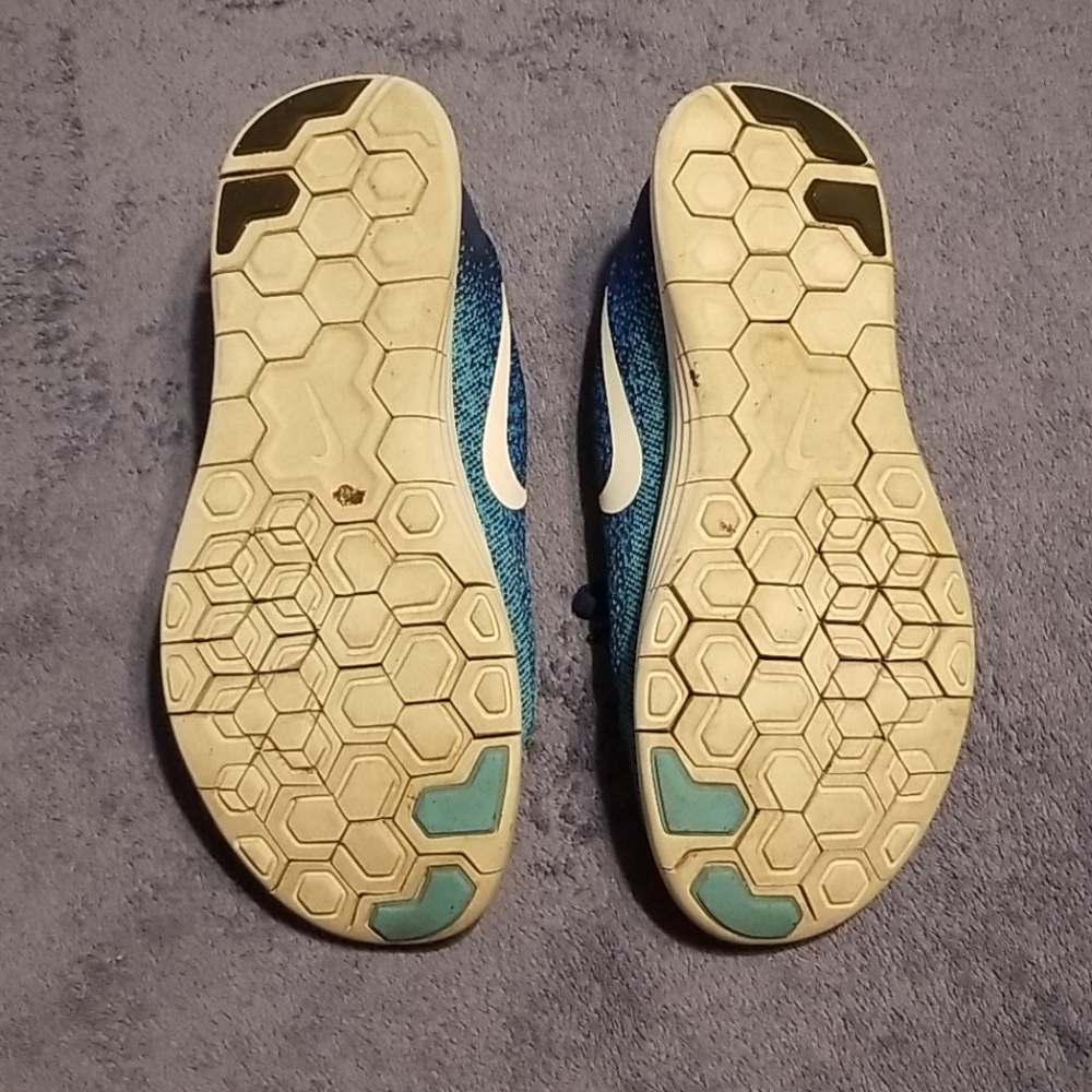 Blue Nike Free RN Distance Runners - Picture 4 of 7